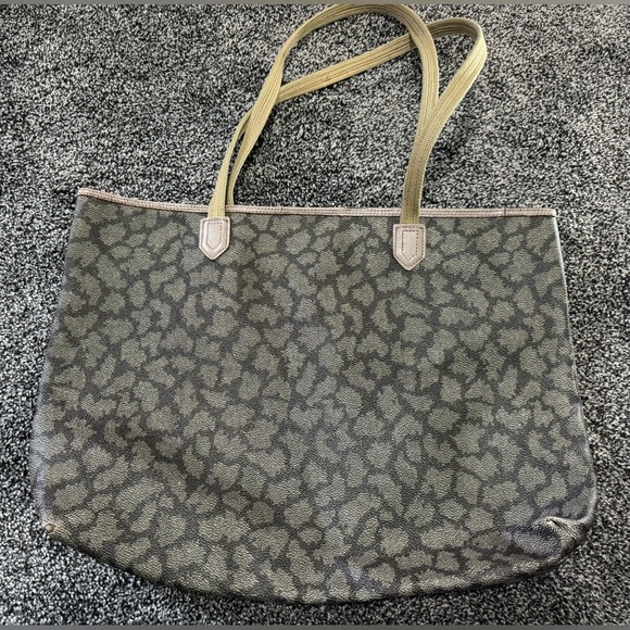 YSL tote - Picture 3 of 16